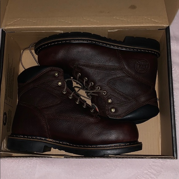 redwing mens work boots